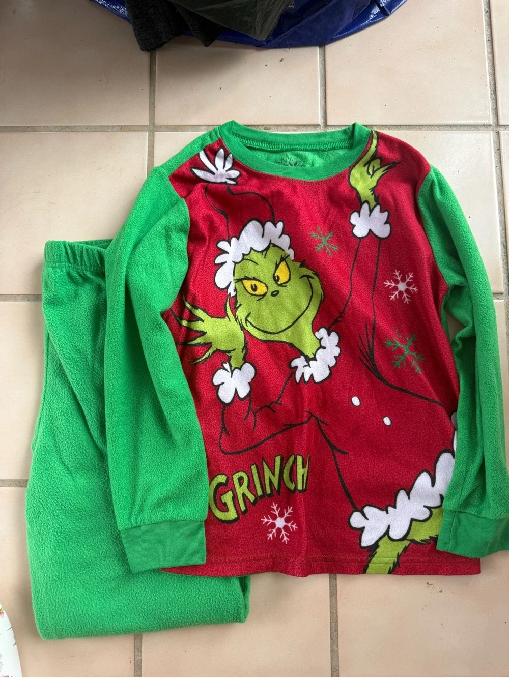 The Grinch Red & Green Kids Holiday Pajama Set